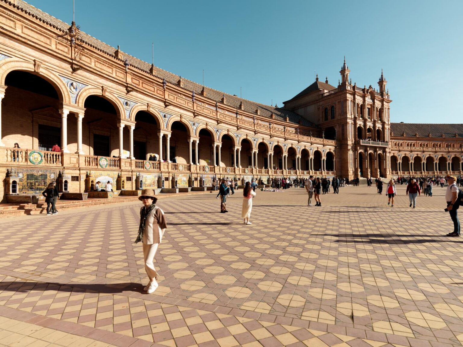 Die Plaza de España in Sevilla